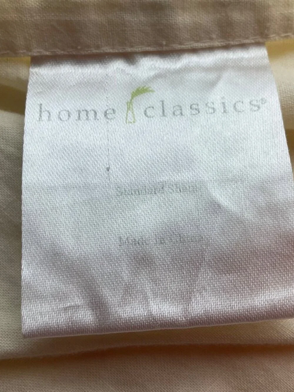 Home Classics Queen/Full Floral Embroidered Reversible Quilt Shams Set Cotton*